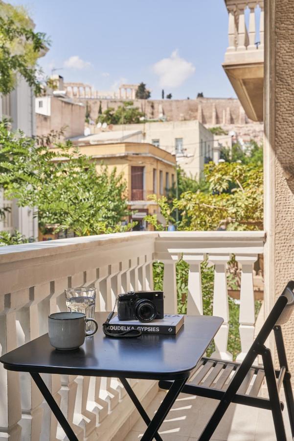 Sleeping With The Ancient Gods In Koukaki Apartment Athens Exterior photo